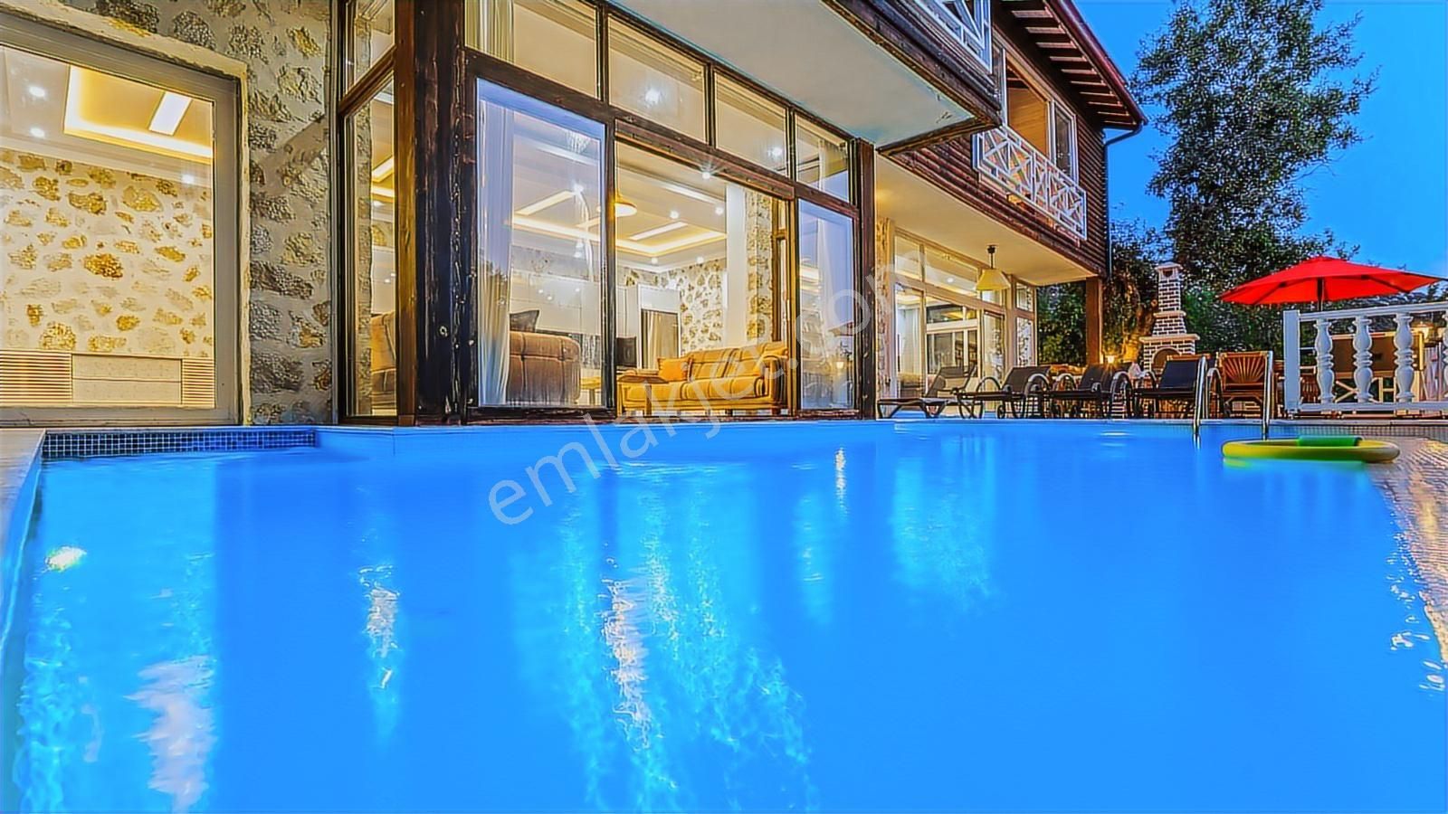 Yapı Kayıtlı Süresiz Turizm Belgeli 2+2 Villa - Görsel 18