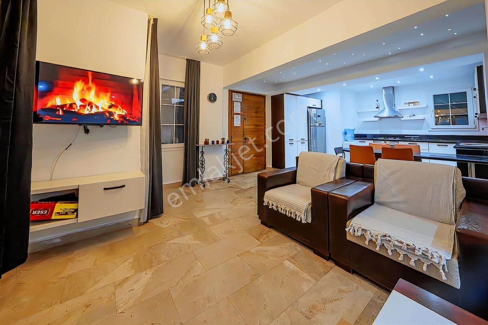 Kalkan'da Özel Havuzlu İmarlı (4+1) Belgeli Tripleks Villa - Görsel 20