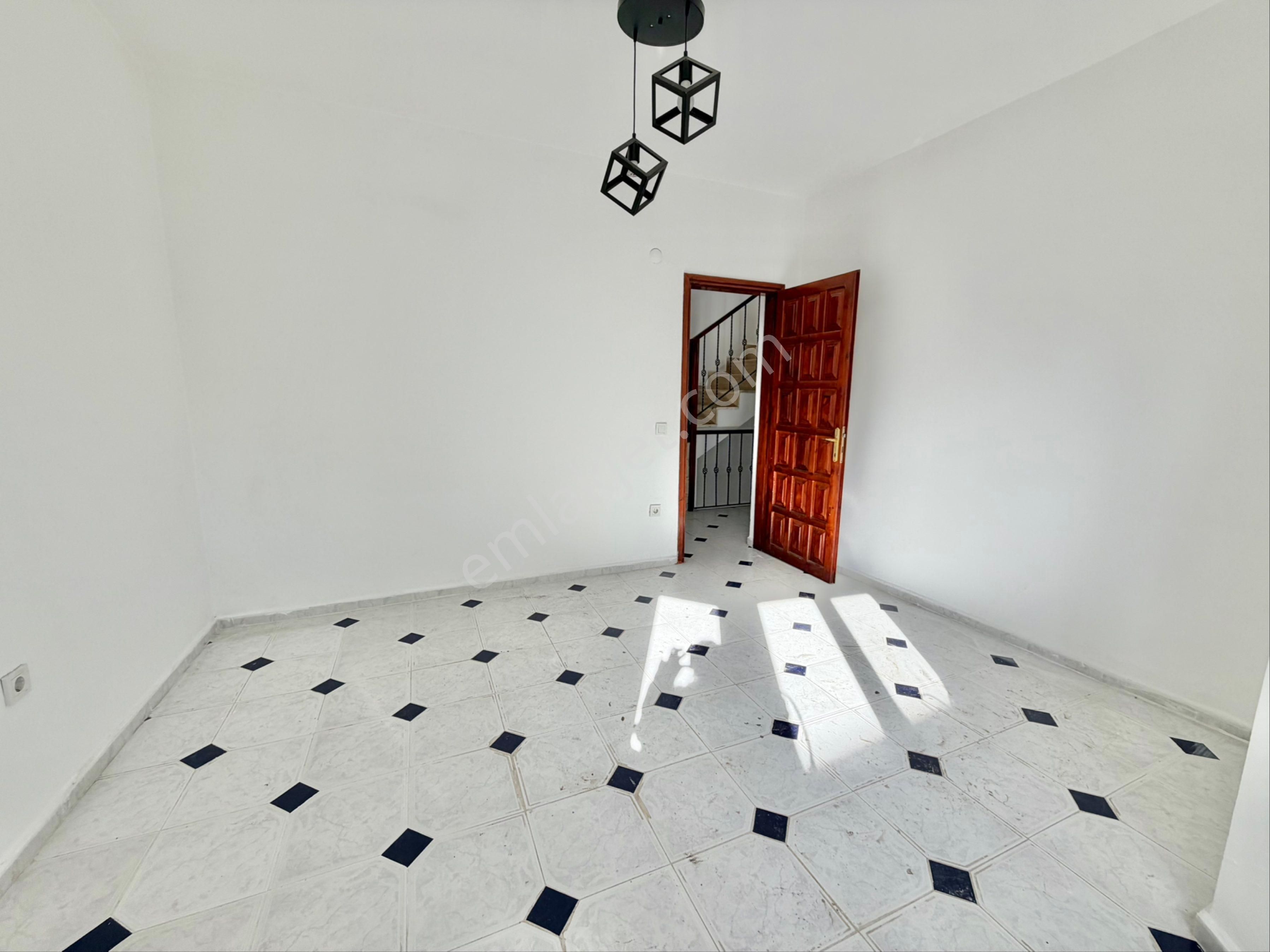 Bodrum Merkez’de Denize 300mt 3+1 Trıbleks Villa - Görsel 20