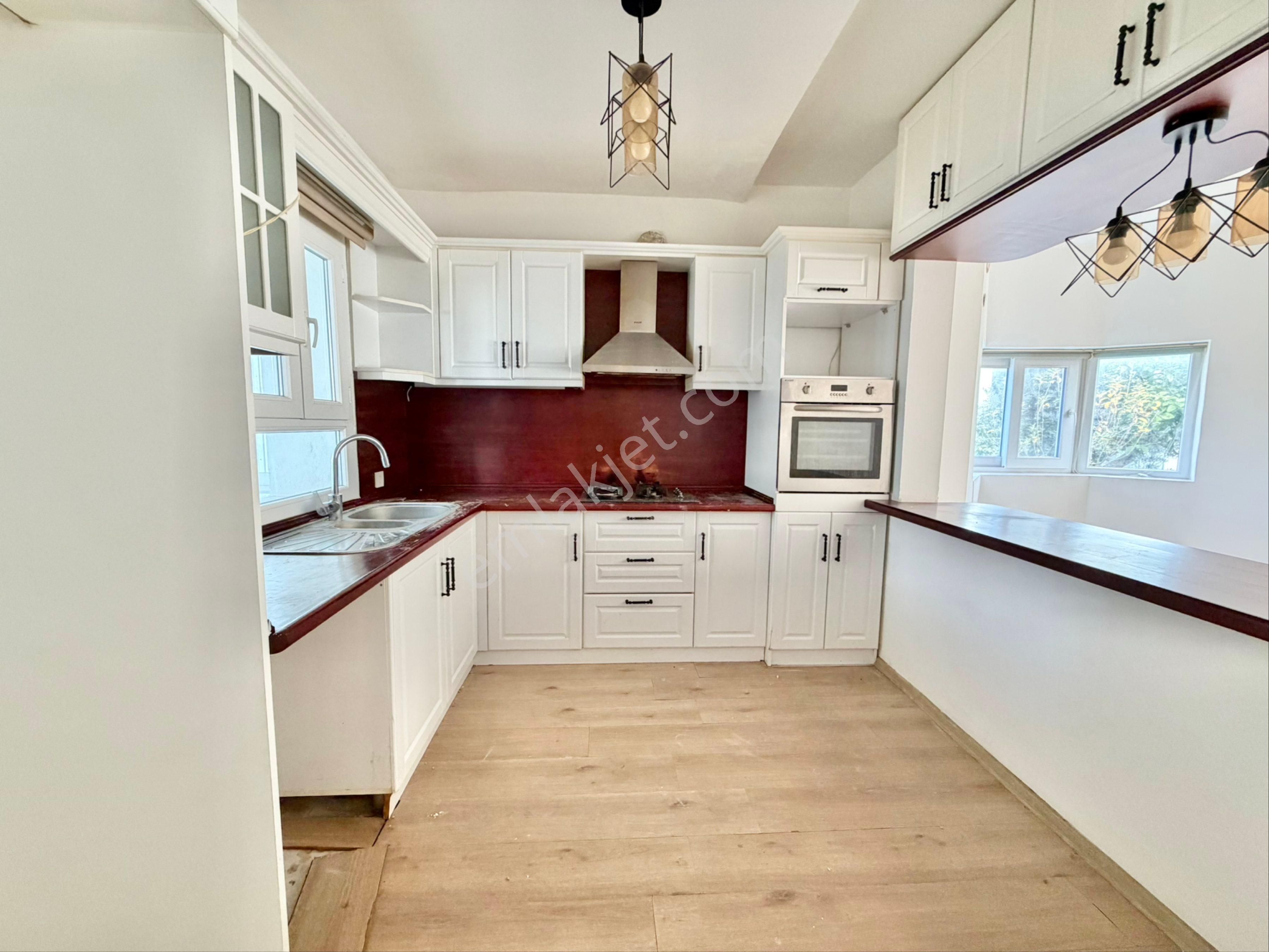 Bodrum Merkez’de Denize 300mt 3+1 Trıbleks Villa - Görsel 13