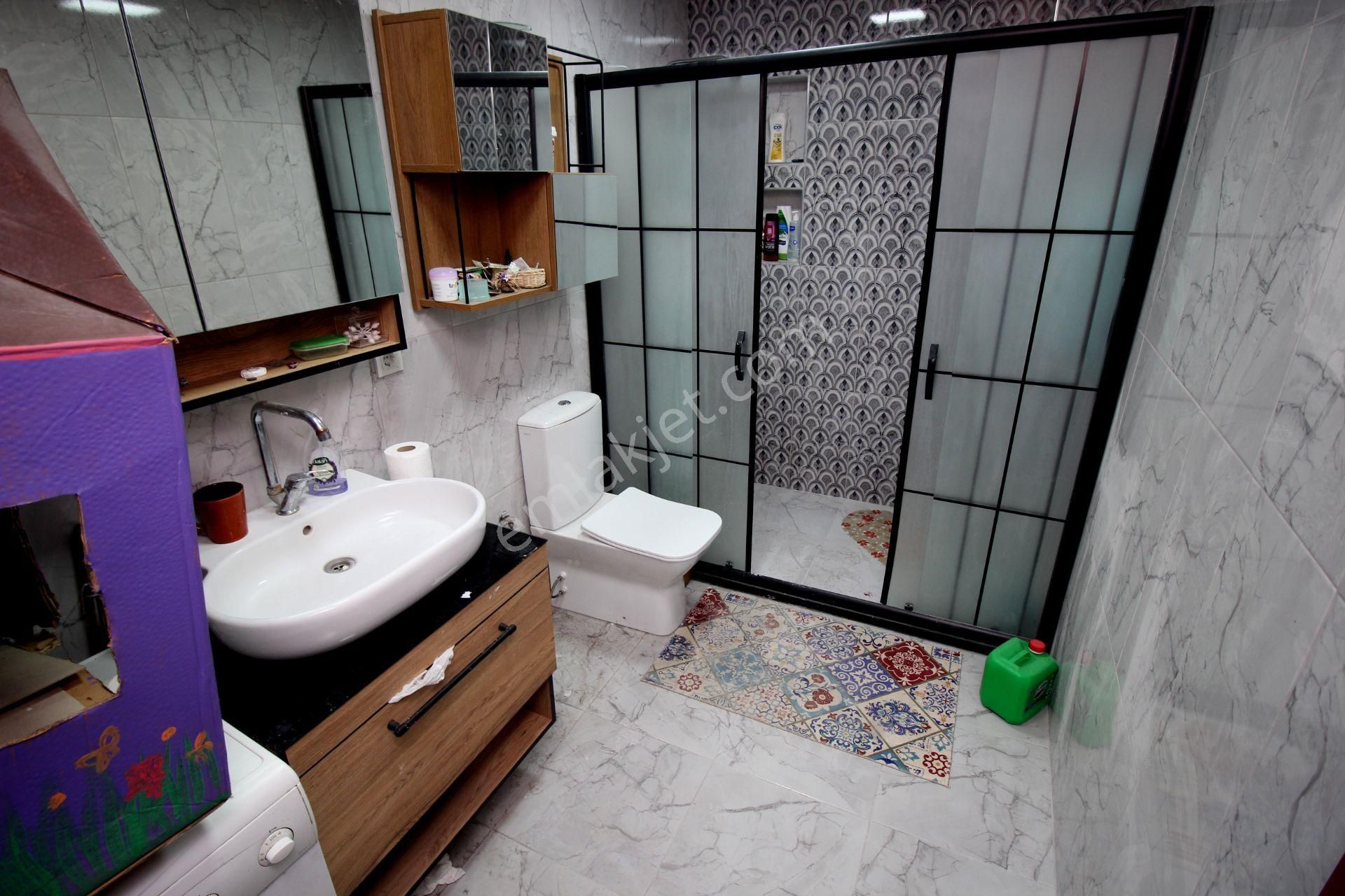 Emre Emlak'tan Güzelkent'te Oturuma Hazır İçi Yapılı Satılık 3+1 İtalyan Dubleks Daire - Görsel 26