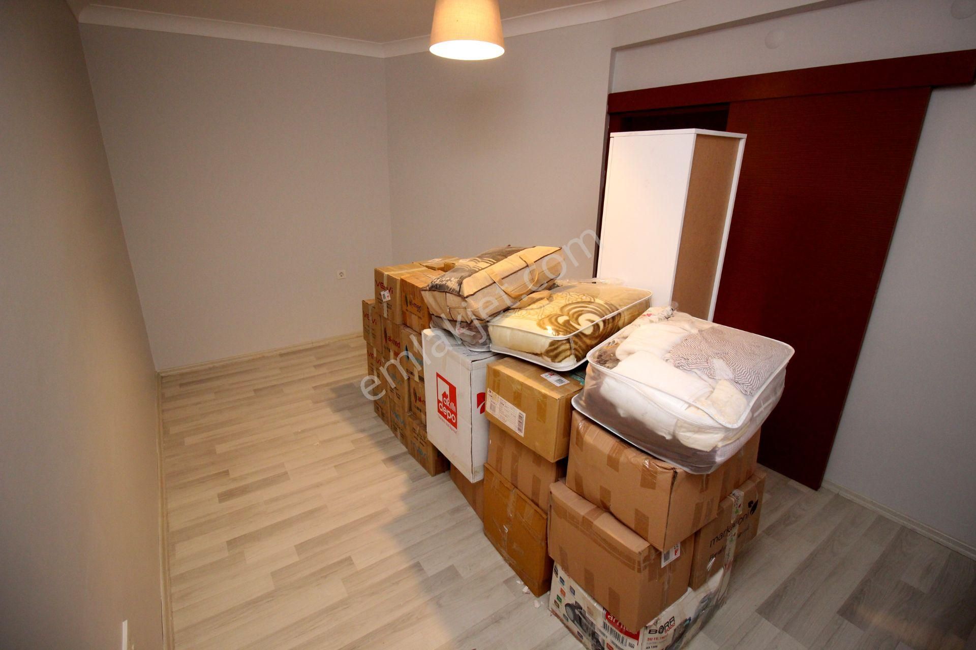 Emre Emlak'tan Güzelkent'te Oturuma Hazır İçi Yapılı Satılık 3+1 İtalyan Dubleks Daire - Görsel 17