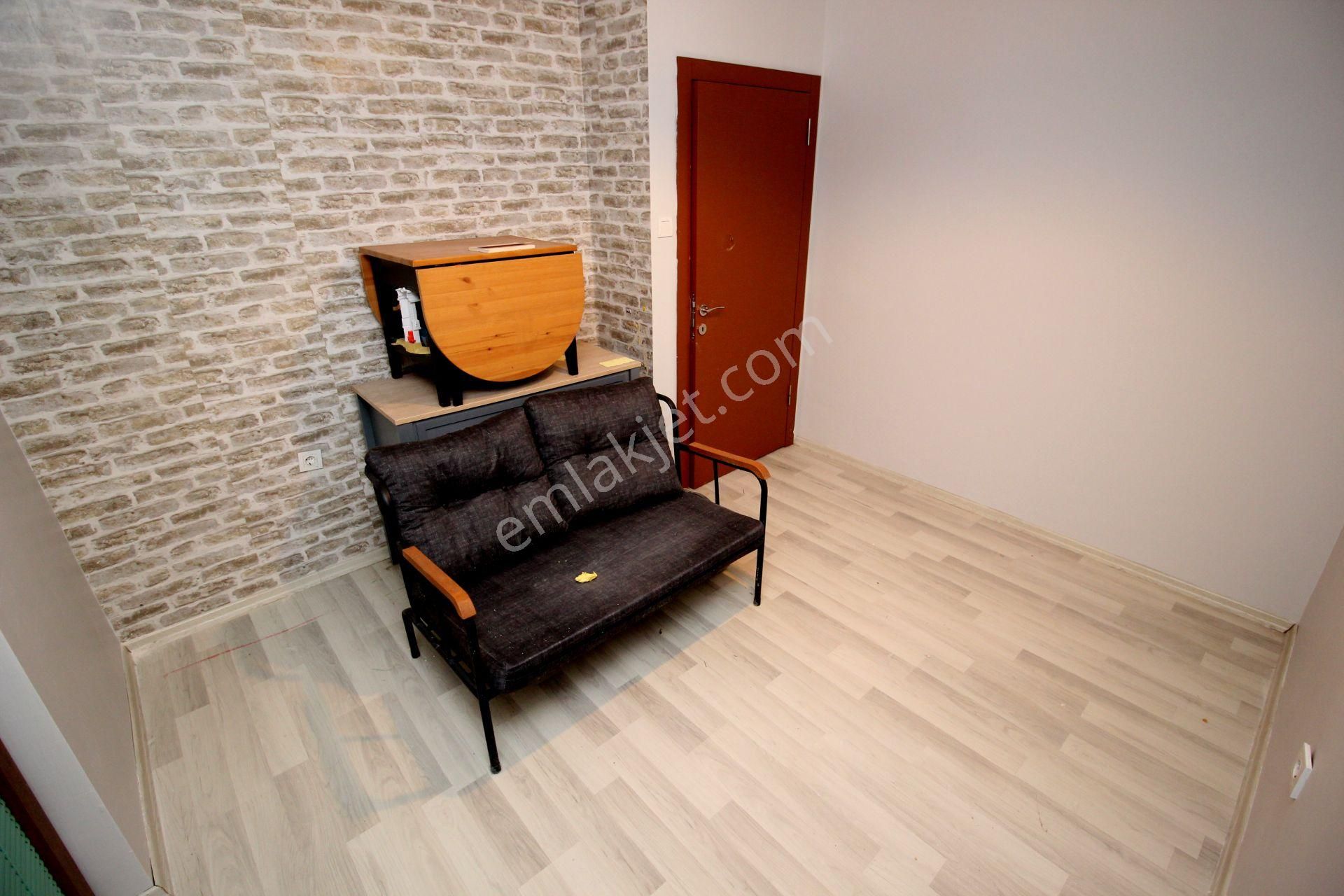 Emre Emlak'tan Güzelkent'te Oturuma Hazır İçi Yapılı Satılık 3+1 İtalyan Dubleks Daire - Görsel 23