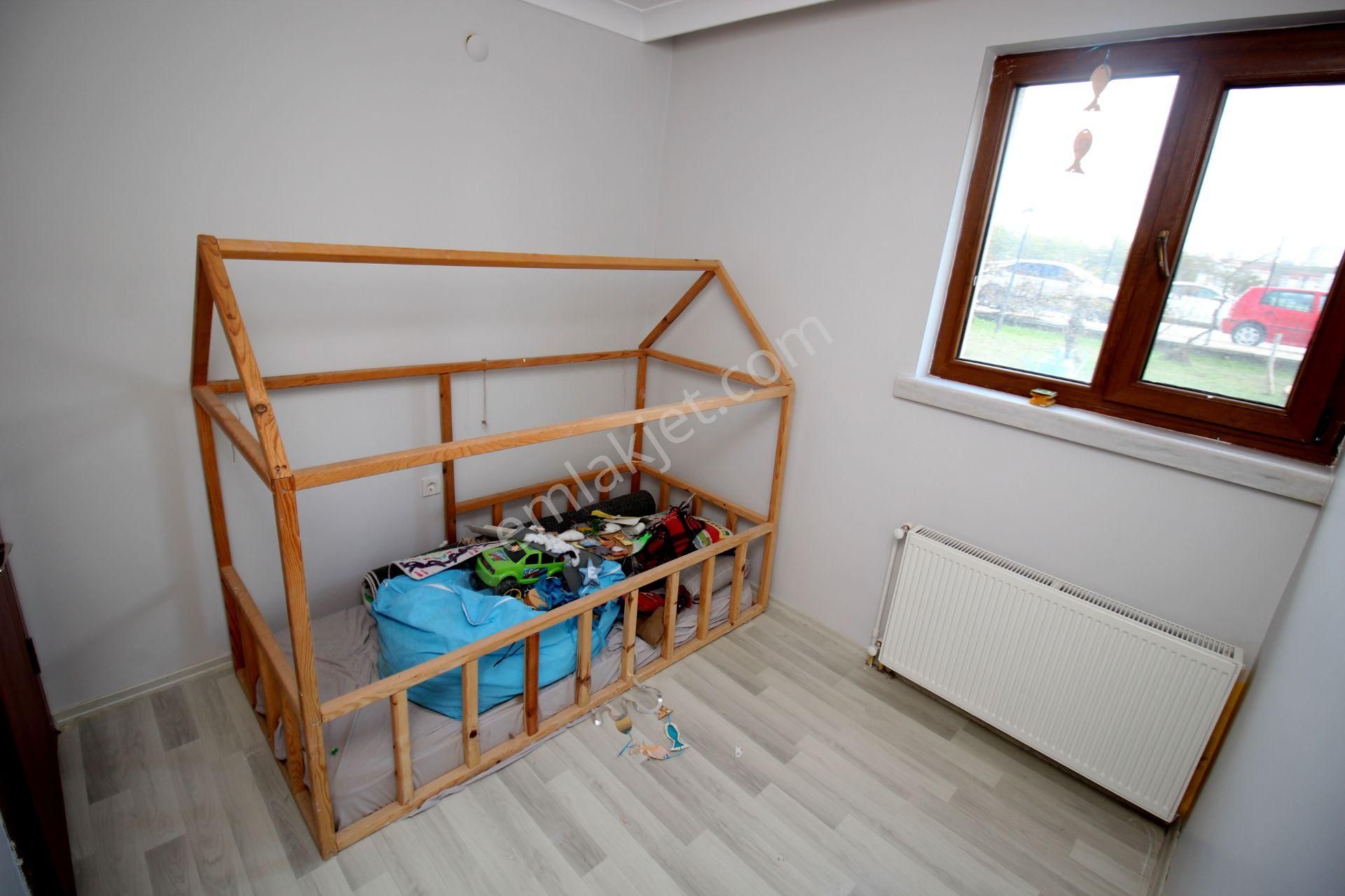 Emre Emlak'tan Güzelkent'te Oturuma Hazır İçi Yapılı Satılık 3+1 İtalyan Dubleks Daire - Görsel 20