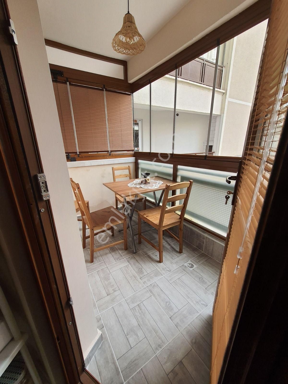 Emre Emlak'tan Güzelkent'te Oturuma Hazır İçi Yapılı Satılık 3+1 İtalyan Dubleks Daire - Görsel 12