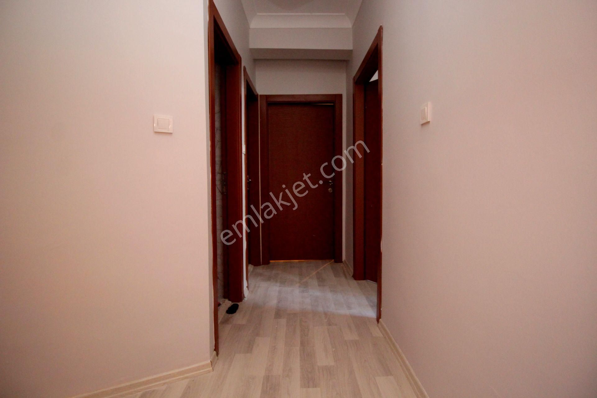 Emre Emlak'tan Güzelkent'te Oturuma Hazır İçi Yapılı Satılık 3+1 İtalyan Dubleks Daire - Görsel 29