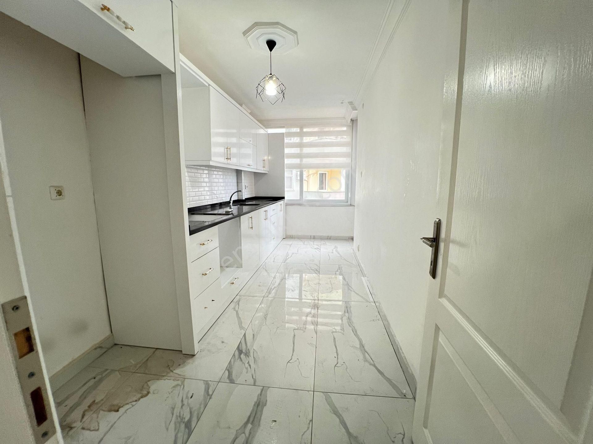 Alanya Mahmutlarda Satılık 2+1 Fırsat Denize 150 M Satılık Daire / For Sale Aparment Alanya - Görsel 15