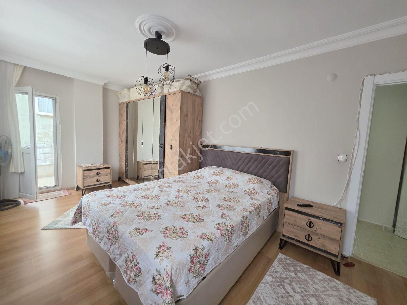 Mertcan'dan Erenler Cad.üzerinde Metroya 8dk İskanlı Dubleks 3+2 - Görsel 13