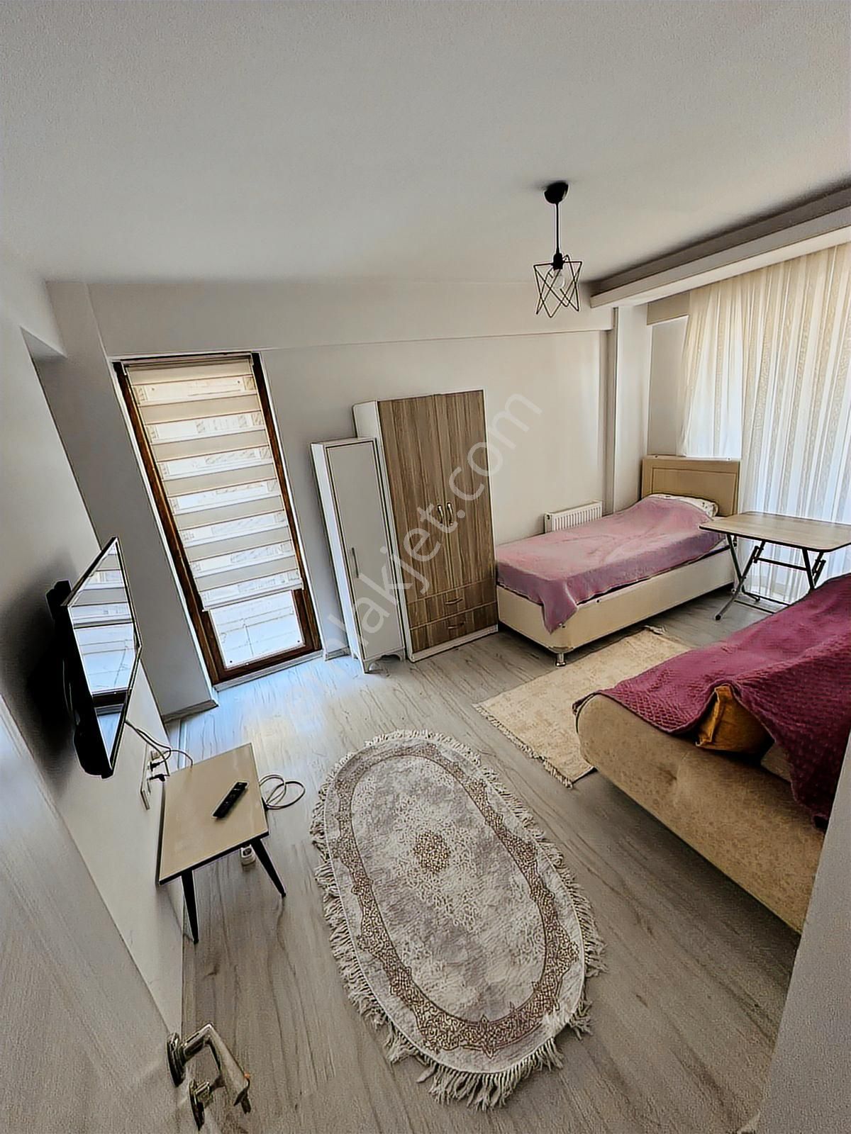 Gülhane Has.yürüme Mesafesinde 1+1,3,katta Full Eşyalı Kiralık - Görsel 7