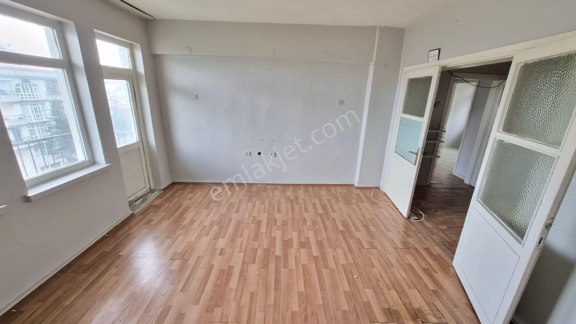 Kent Emlak'tan Natoyolunda Sobalı 2. Katta 2+1 Abonelikleri Açık Kiralık Daire - Görsel 3