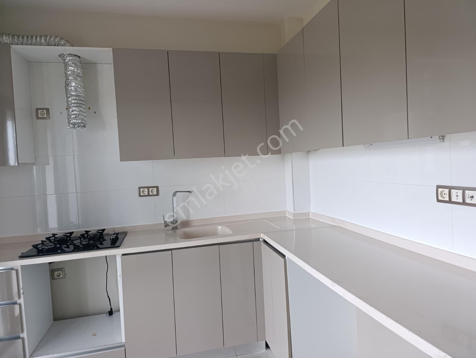 Yalova Kazimiye Tokide 2+1 Kiralık Daire - Görsel 31