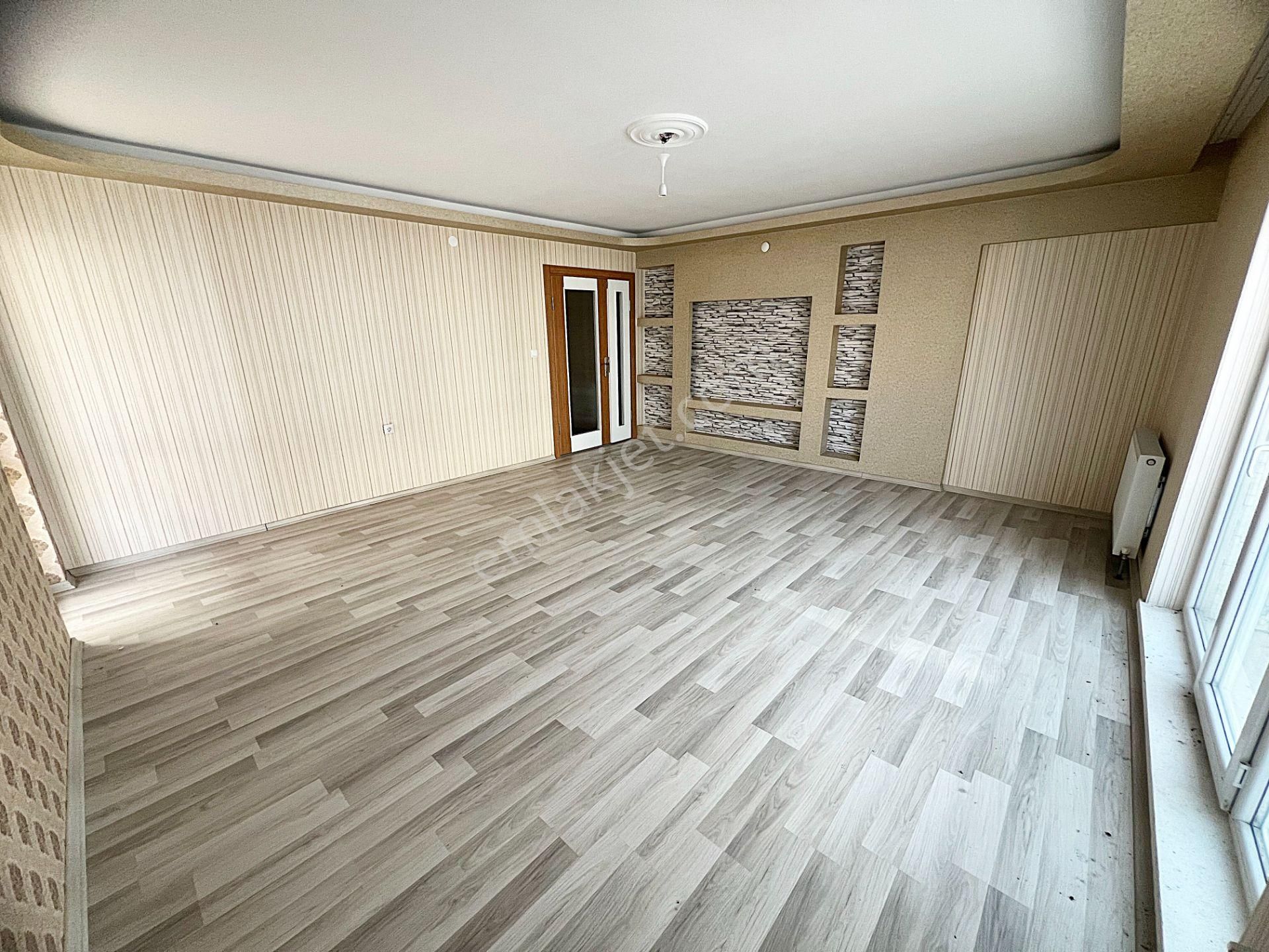 Yükseltepe M.çobanoğlu Cad Yakını 2.kat Kapalı Garajlı Fulyapılı - Görsel 11