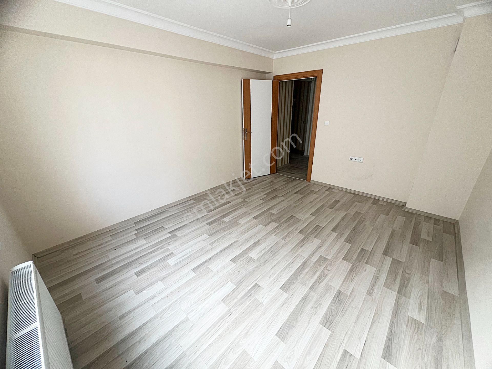 Yükseltepe M.çobanoğlu Cad Yakını 2.kat Kapalı Garajlı Fulyapılı - Görsel 19