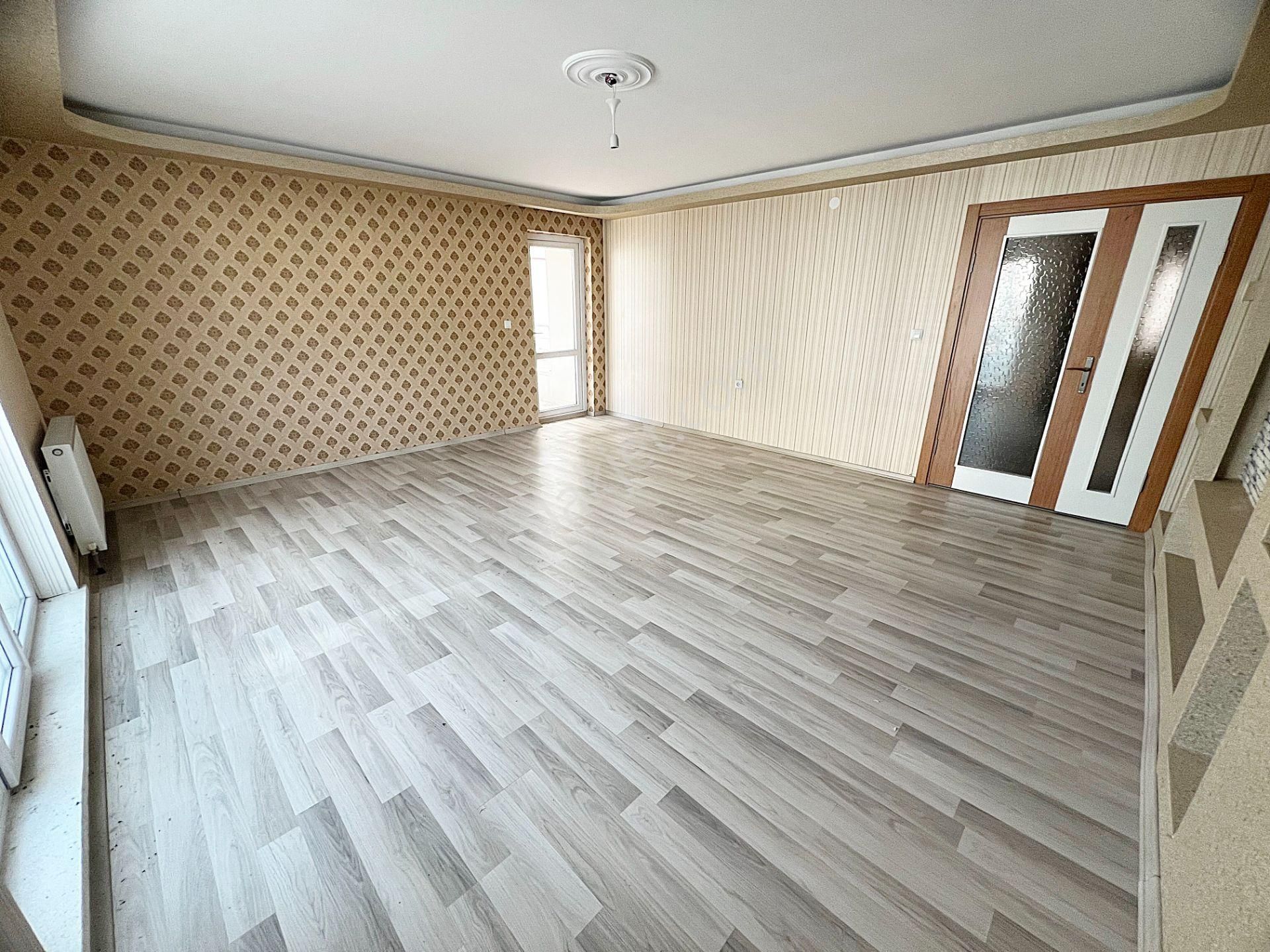 Yükseltepe M.çobanoğlu Cad Yakını 2.kat Kapalı Garajlı Fulyapılı - Görsel 12