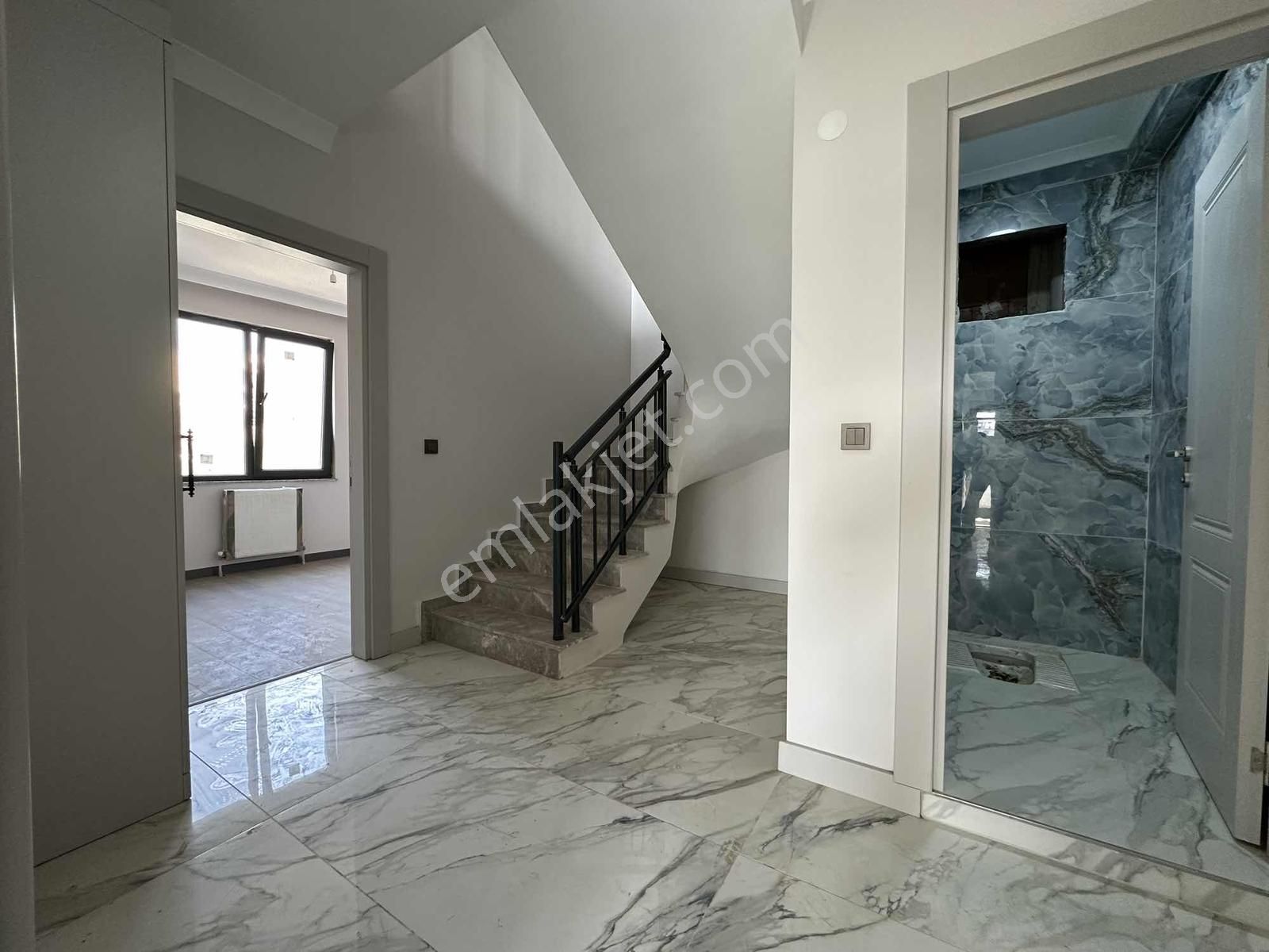 Cami Mahallesin De 3+1 220m2 Önü Kapanmaz Deniz Manzaralı - Görsel 17