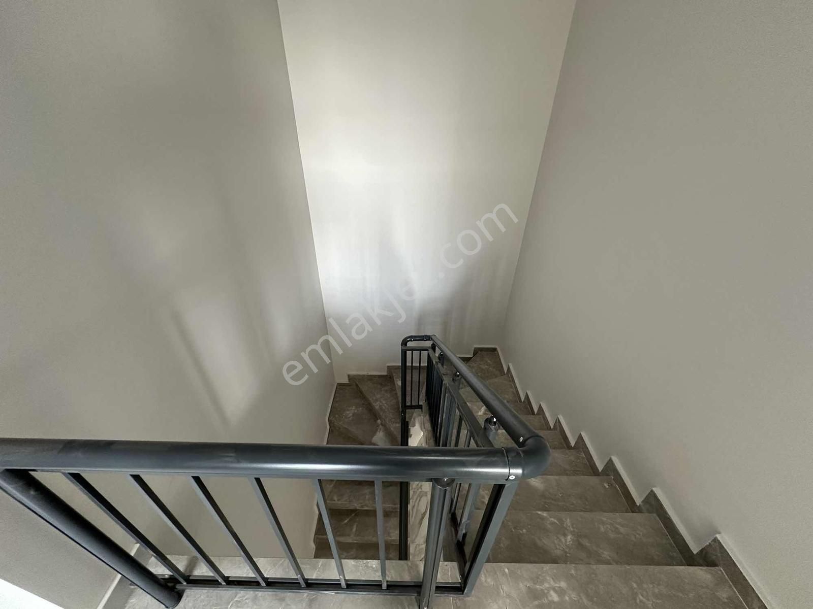 Cami Mahallesin De 3+1 220m2 Önü Kapanmaz Deniz Manzaralı - Görsel 9