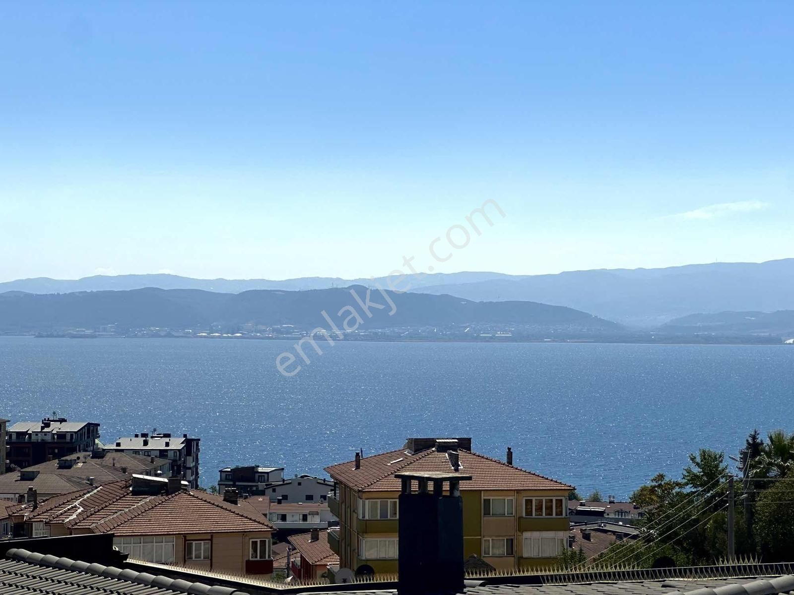 Cami Mahallesin De 3+1 220m2 Önü Kapanmaz Deniz Manzaralı - Görsel 10