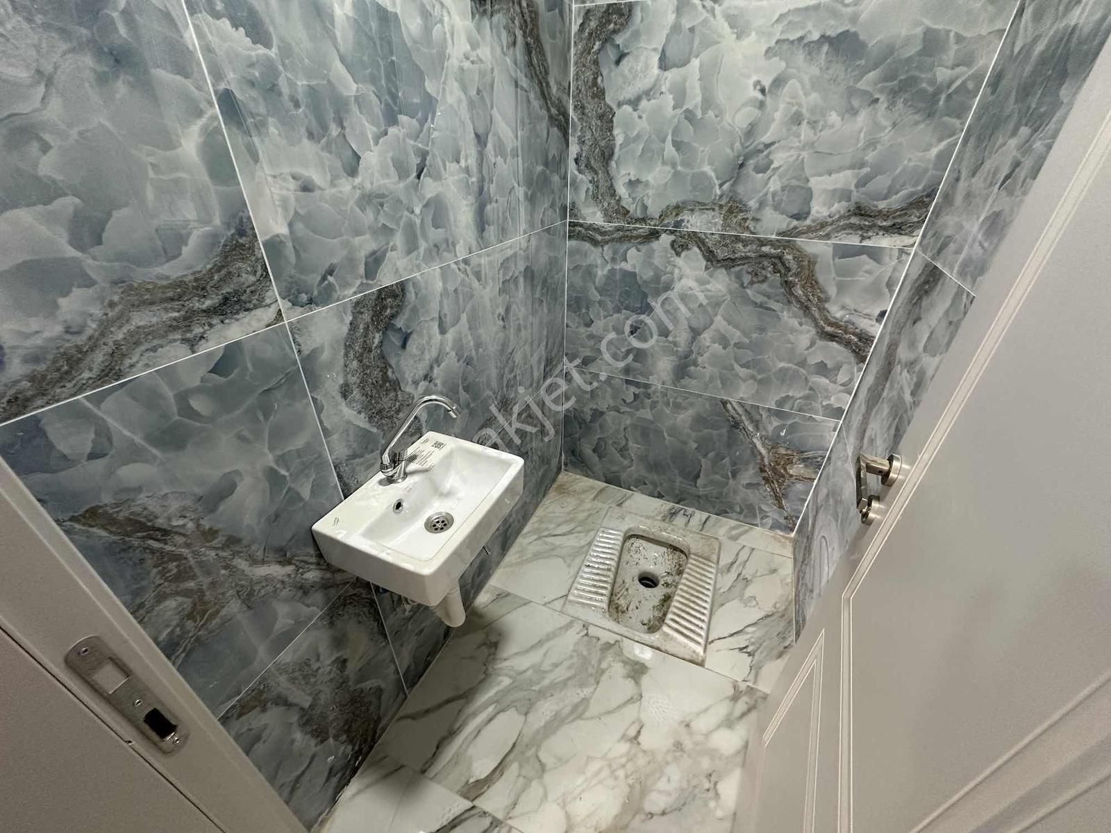 Darıca Cami Mahallesi 3+1 200m2 Lüks Bahçe Dubleksi - Görsel 8