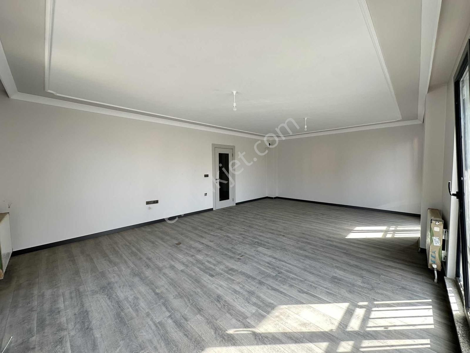 Darıca Cami Mahallesi 3+1 200m2 Lüks Bahçe Dubleksi - Görsel 20