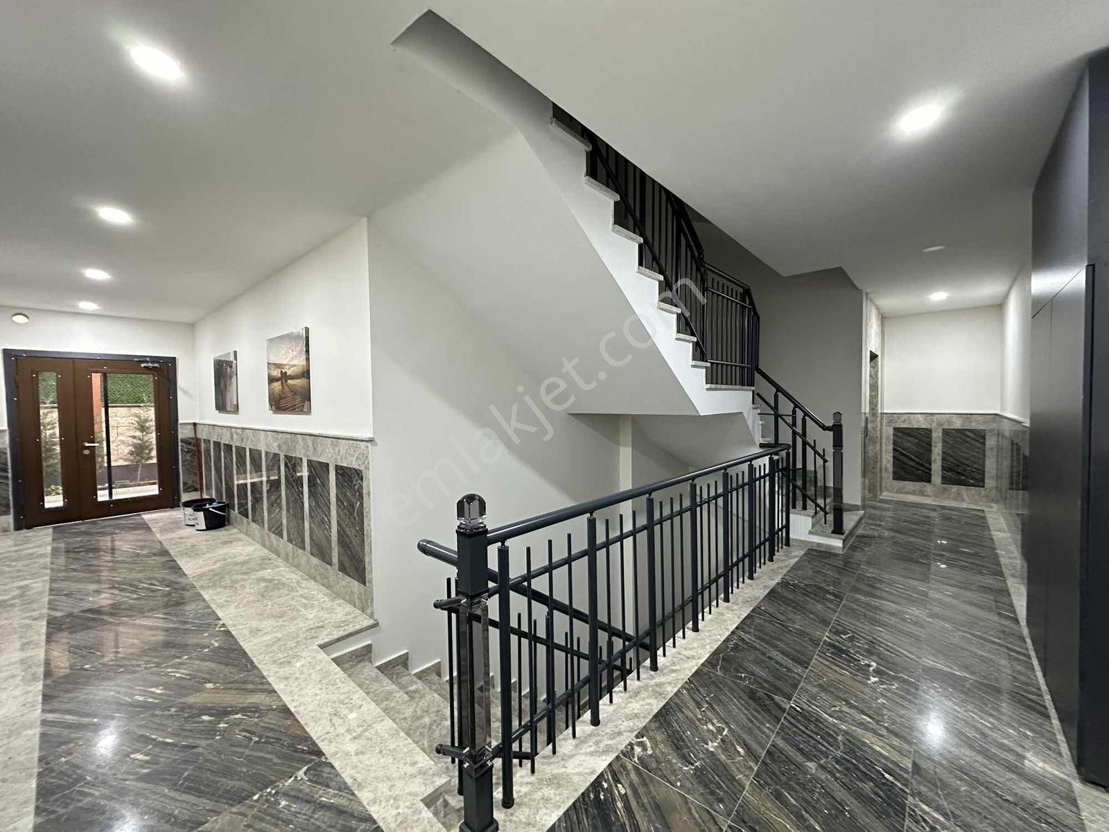 Nenehatun Mah Lüks Site İçerisin De 2+1 Amerikan Mutfaklı - Görsel 3