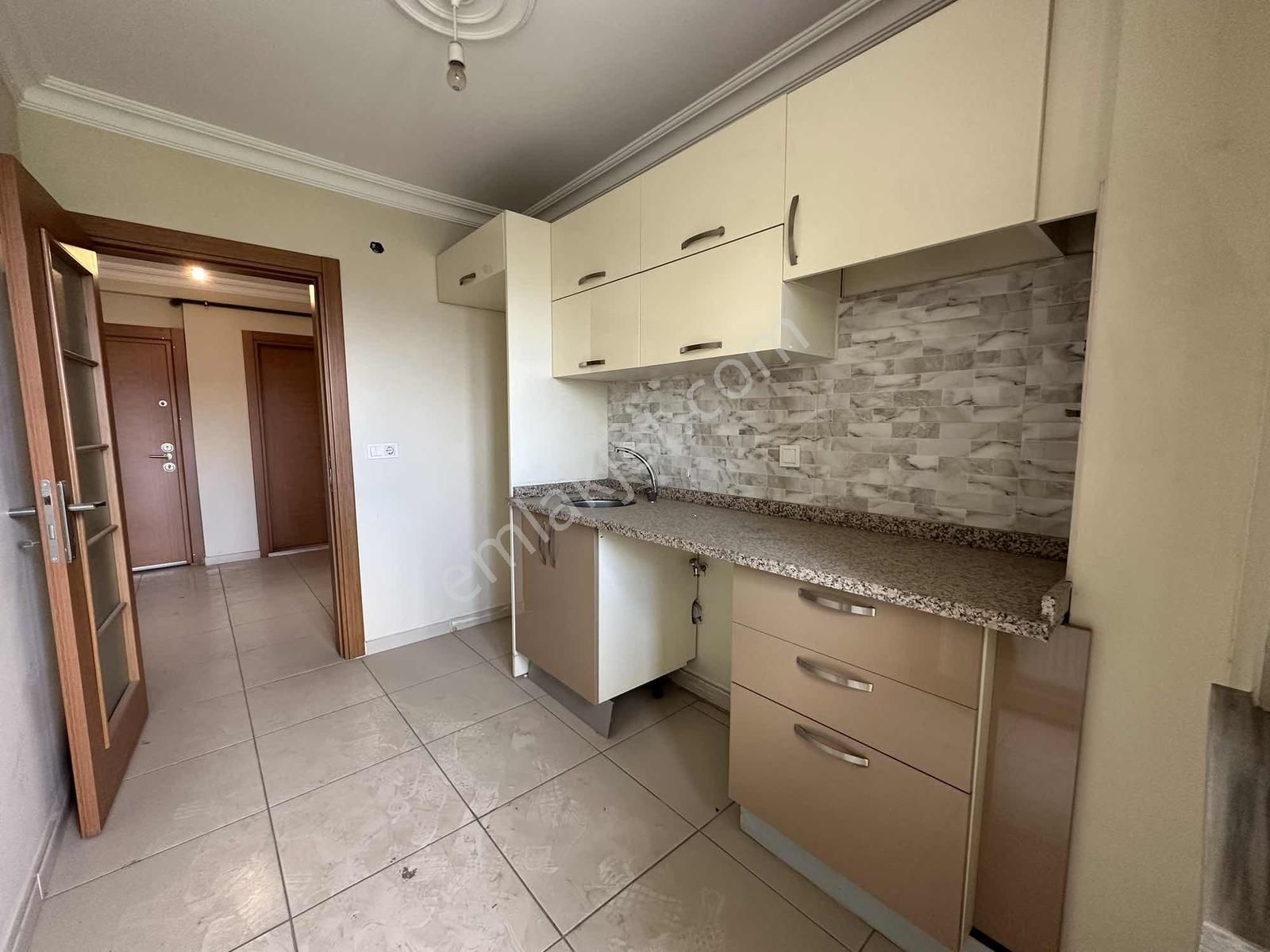 Marmaray Yakını Sıte İçerisin De 4+1 Dubleks Daire - Görsel 3