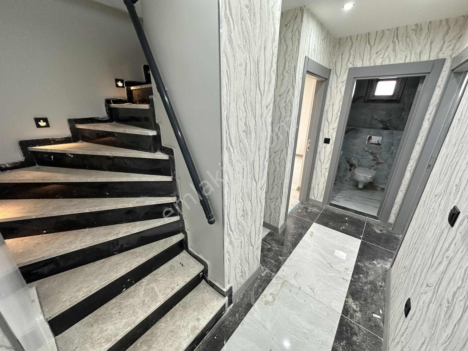 İstasyon Cd Yakını Çınar Da Asansörlü 3+1 170m2 - Görsel 18