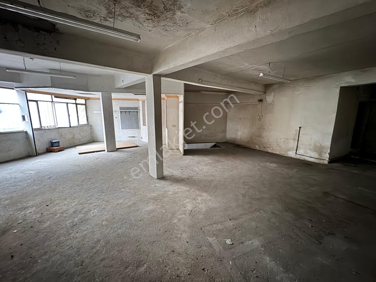 Çağlayan Kağıthane Cad. Adliye Metroya 5 Dk Satılık Komple Bina - Görsel 9