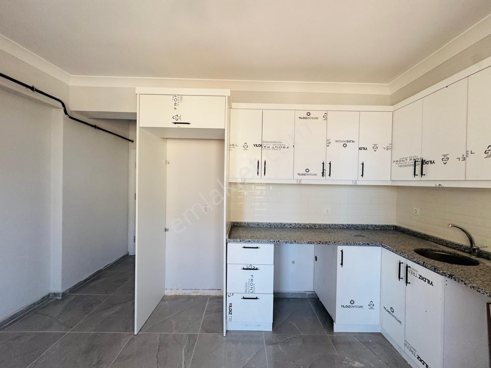 2,49_faiz Oranıy'la_istasyon Mah'de Hızlı Tren'e Komşu/ Site İçerisinde/ İskanlı Sıfır 3+1 - Görsel 6