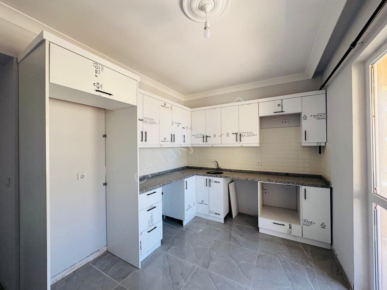 2,49_faiz Oranıy'la_istasyon Mah'de Hızlı Tren'e Komşu/ Site İçerisinde/ İskanlı Sıfır 3+1 - Görsel 9