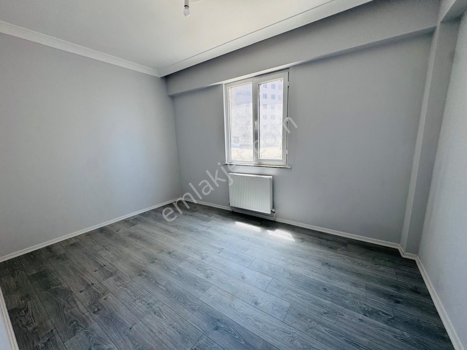 2,49_faiz Oranıy'la_istasyon Mah'de Hızlı Tren'e Komşu/ Site İçerisinde/ İskanlı Sıfır 3+1 - Görsel 21