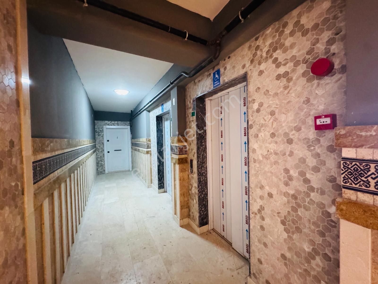 2,49_faiz Oranıy'la_istasyon Mah'de Hızlı Tren'e Komşu/ Site İçerisinde/ İskanlı Sıfır 3+1 - Görsel 28