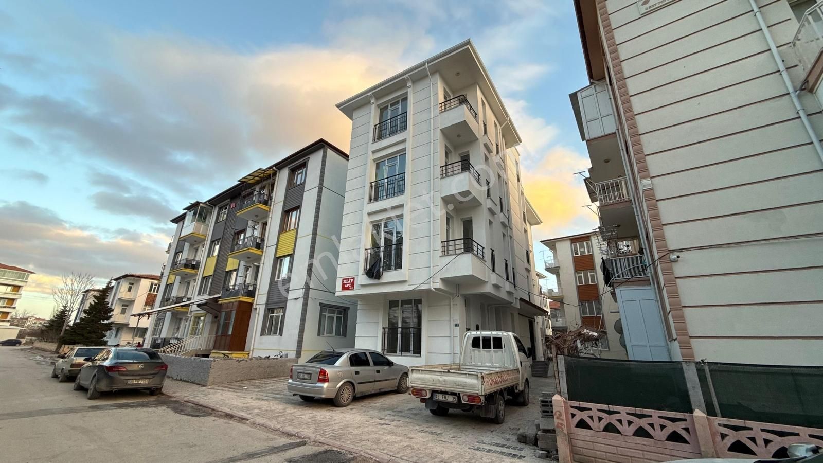 Atlas Emlak'tan Meteorolıji Yanı Satılık 1+1daire Çarşıya Yakın - Görsel 2