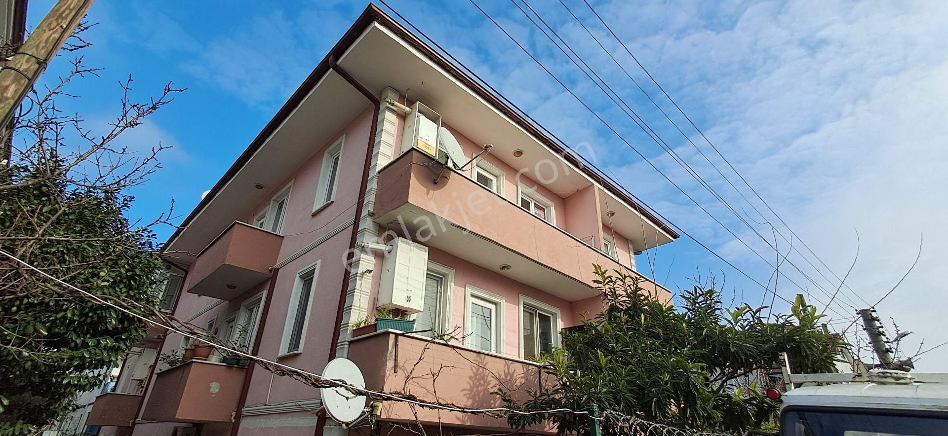 Re/max Mavi Fatih Çelebi'den Cadde 54 Yanı 2+1 Eşyalı Kiralık - Görsel 4