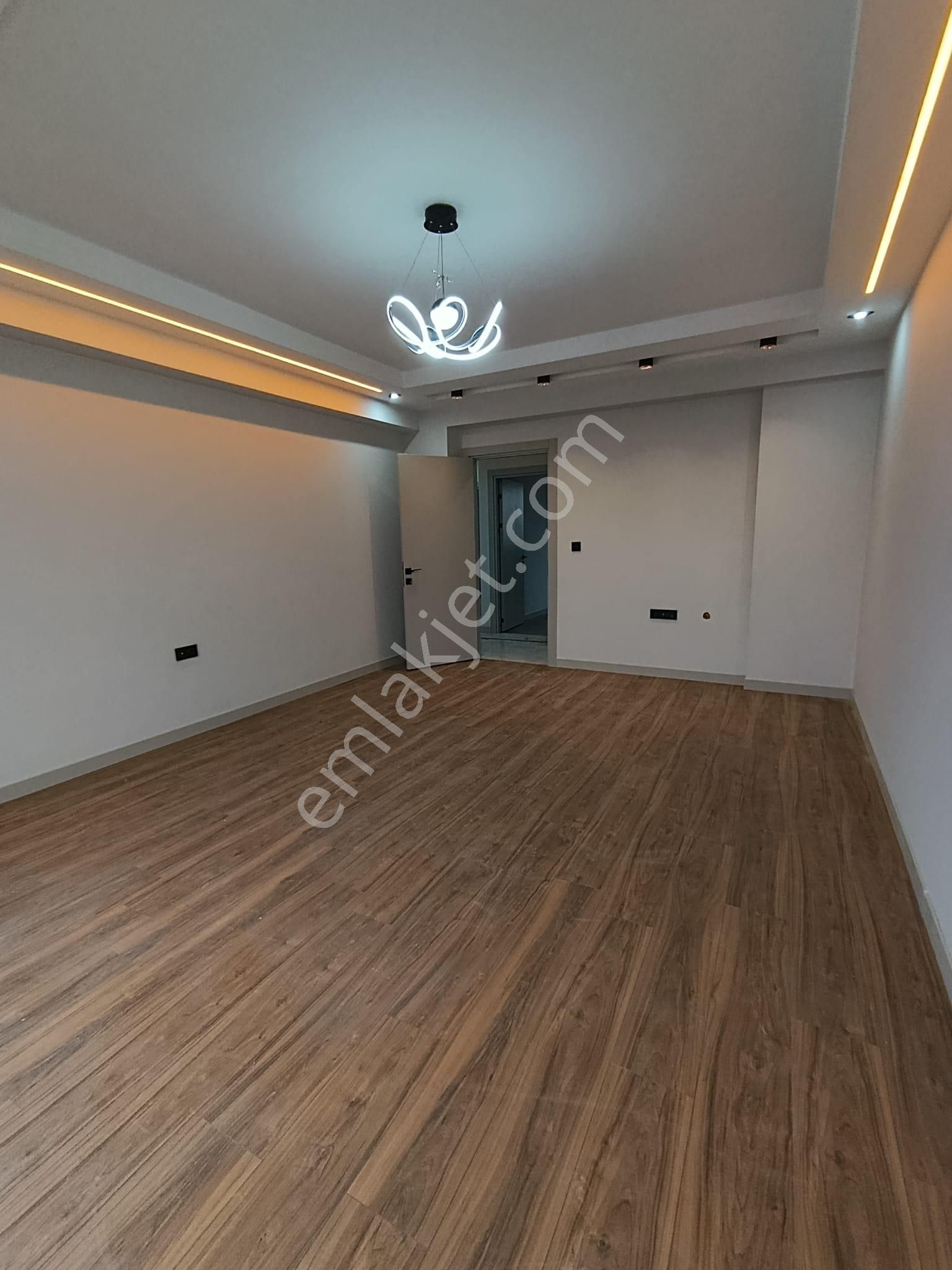 Şirintepe De Ebeveyn Banyolu 2+1 Sıfır Daire - Görsel 7