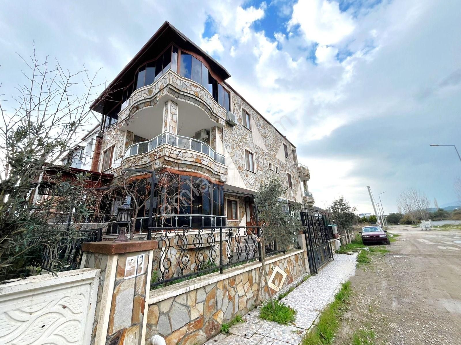 Gürsoy'dan Kaz Dağları Manzaralı Geniş 4+1 Villa - Görsel 34