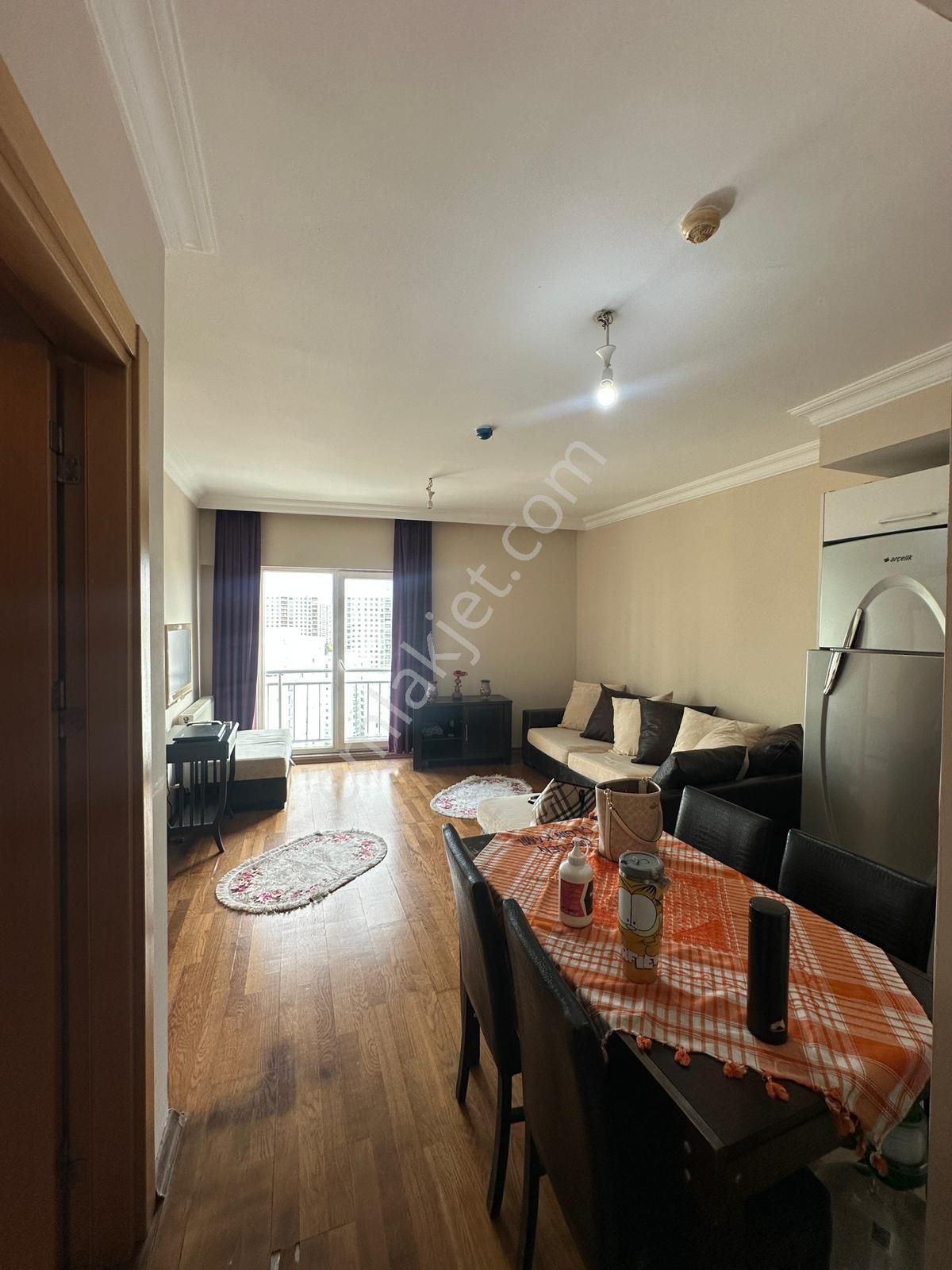 Turyaptan Biristanbul Sitesinde 1+1 Eşyalı Kiralık Daire