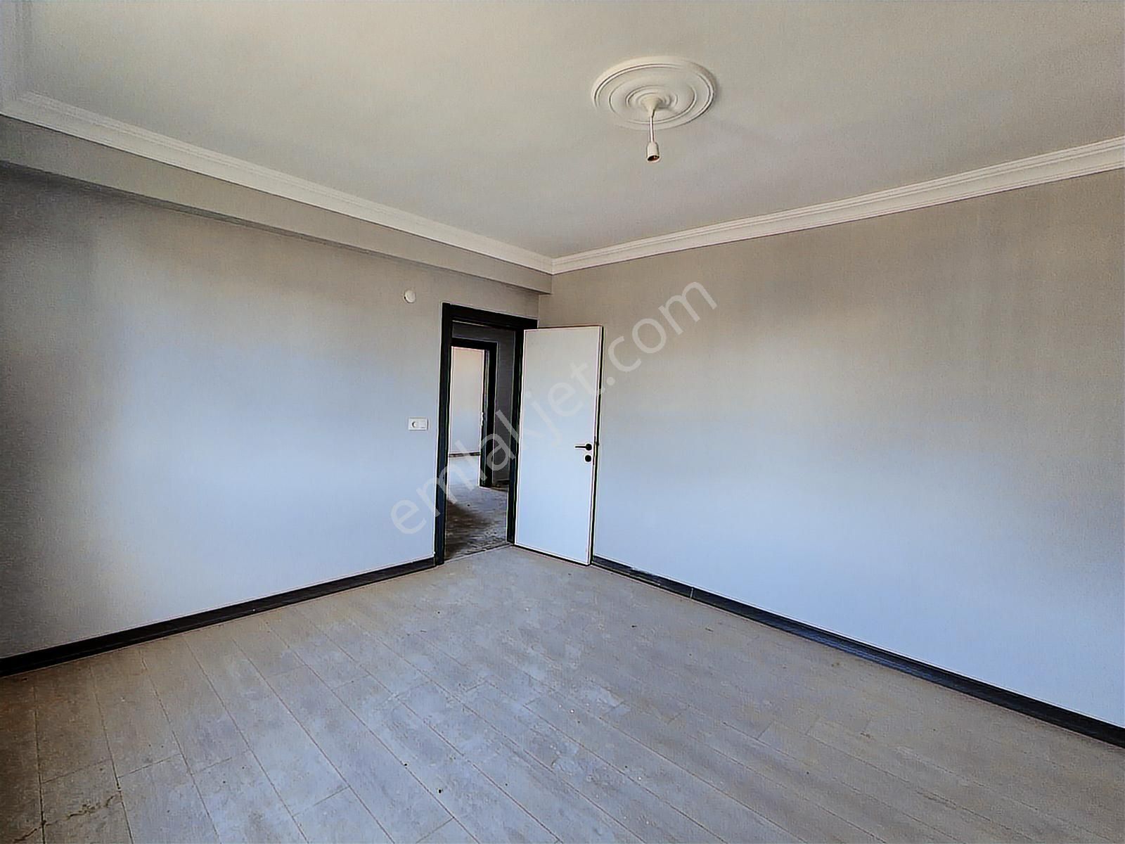 Çayırova Atatürk Mah. 5+1 Çatı Dubleks - Görsel 13