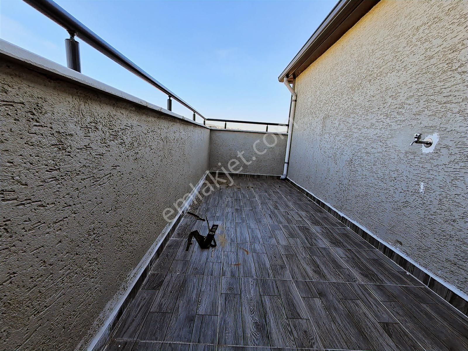 Çayırova Atatürk Mah. 5+1 Çatı Dubleks - Görsel 31