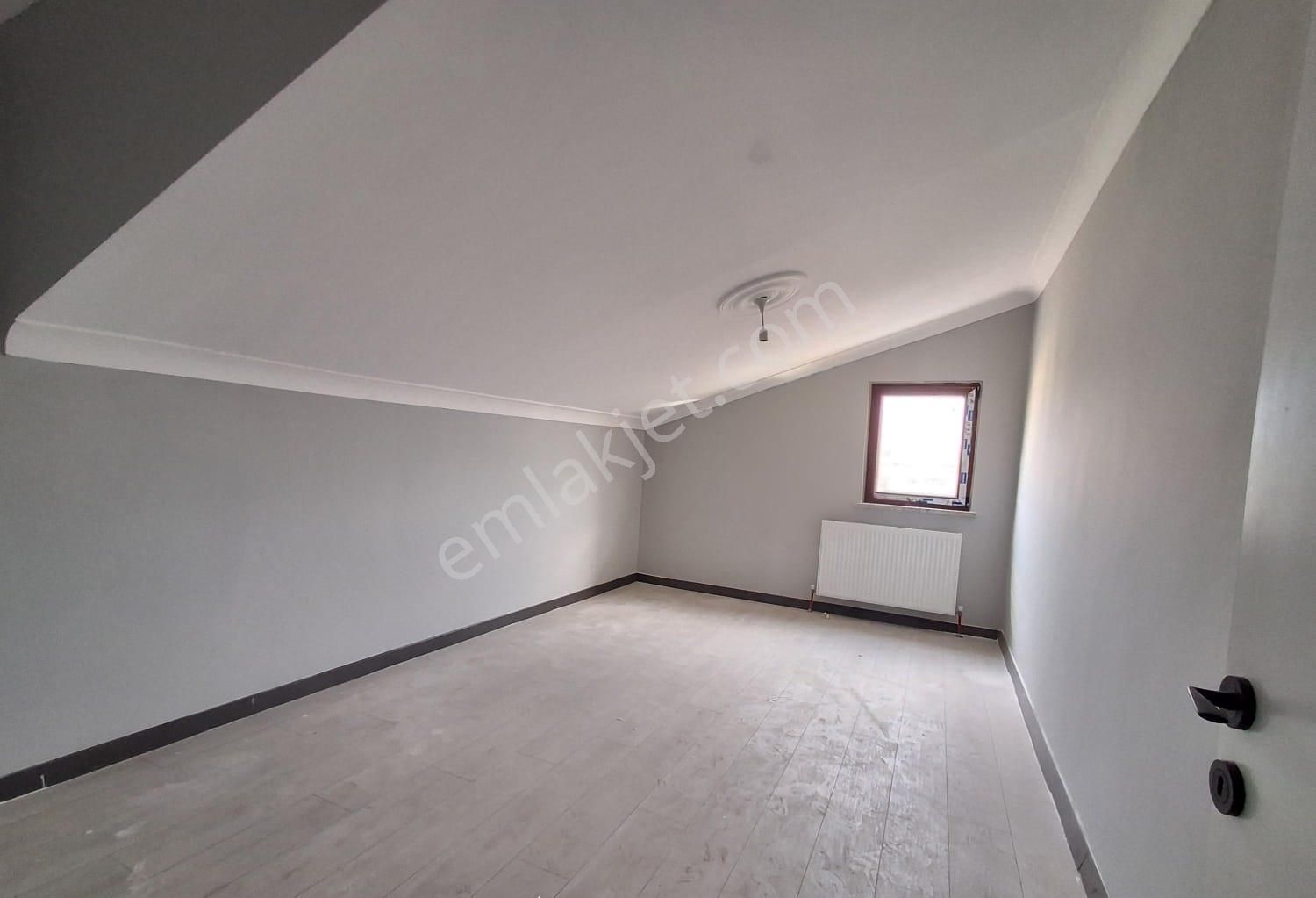 Çayırova Atatürk Mah. 5+1 Çatı Dubleks - Görsel 23