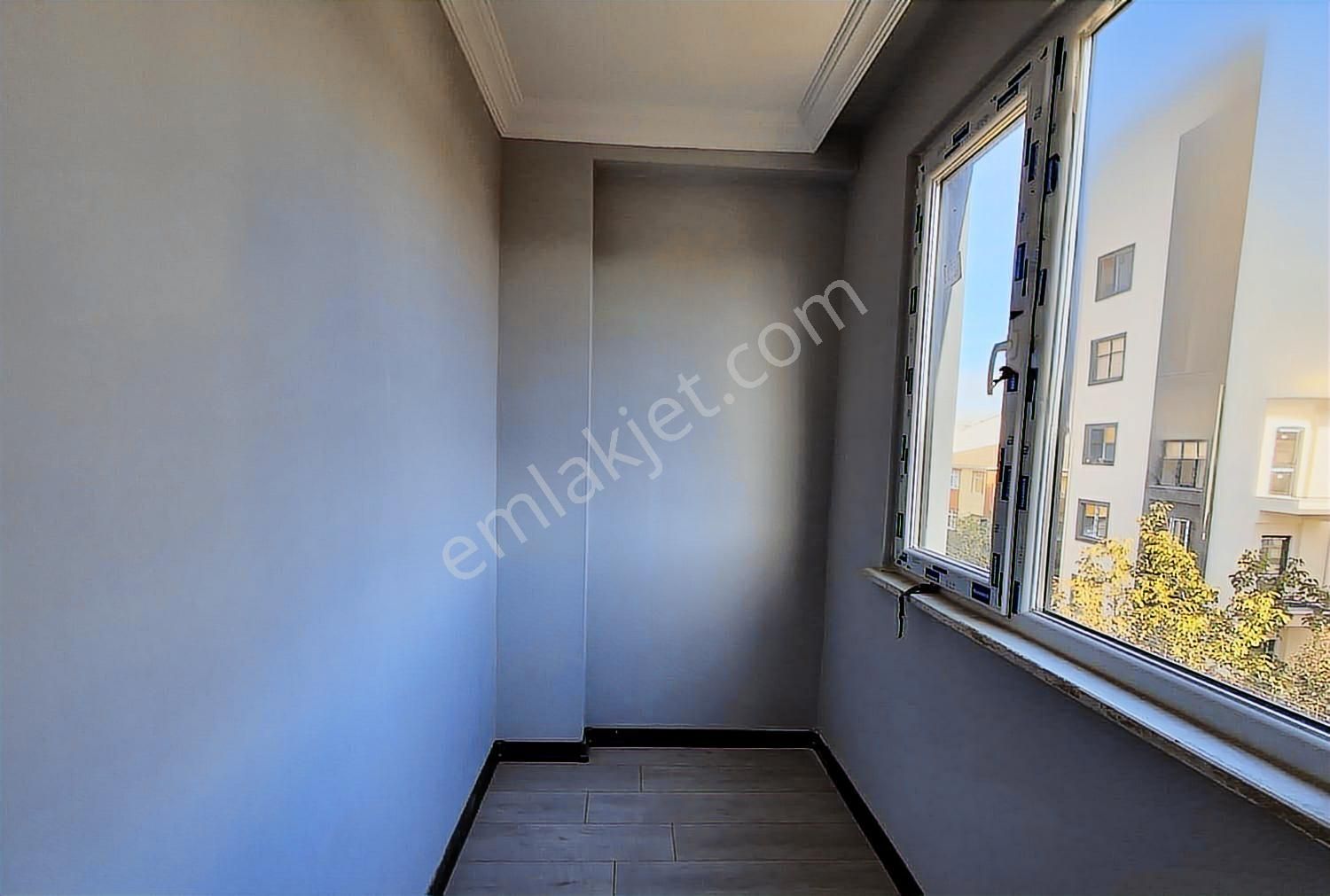 Çayırova Atatürk Mah. 5+1 Çatı Dubleks - Görsel 3