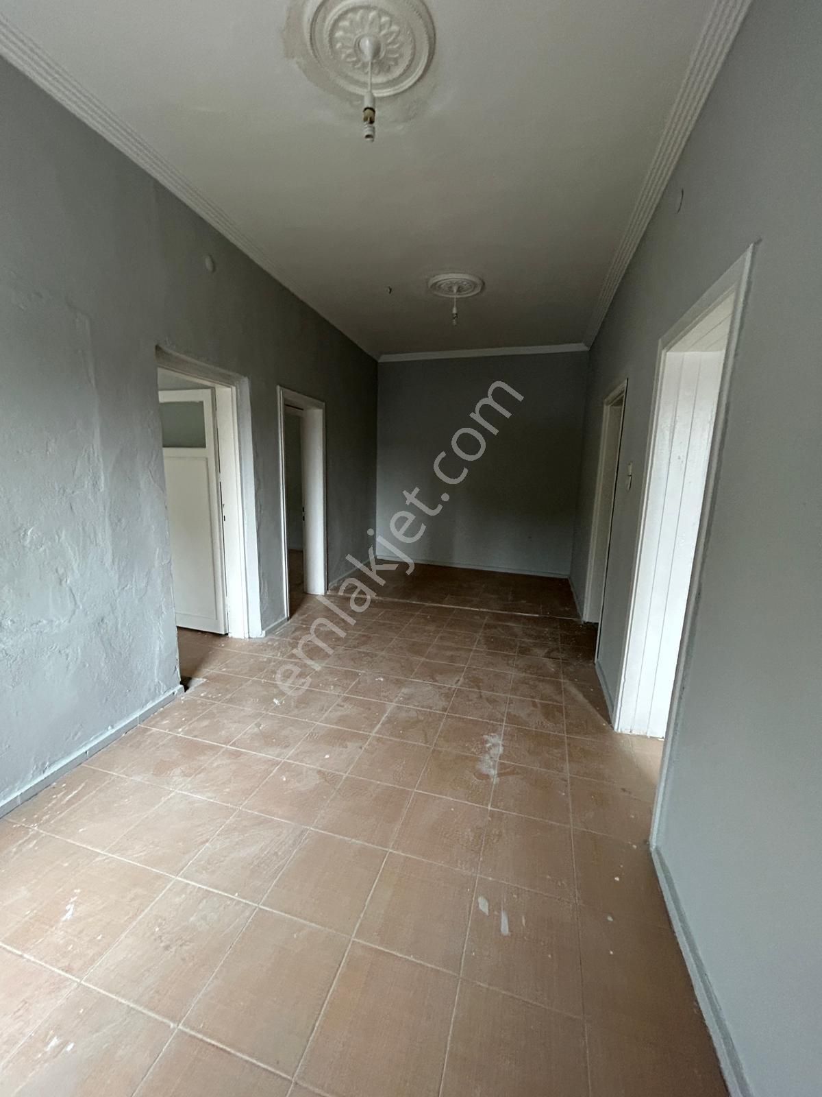 Rng'den Merkezi Konum Kıyıboyu Cad. Üzeri Kiralık 2+1 Daire - Görsel 7