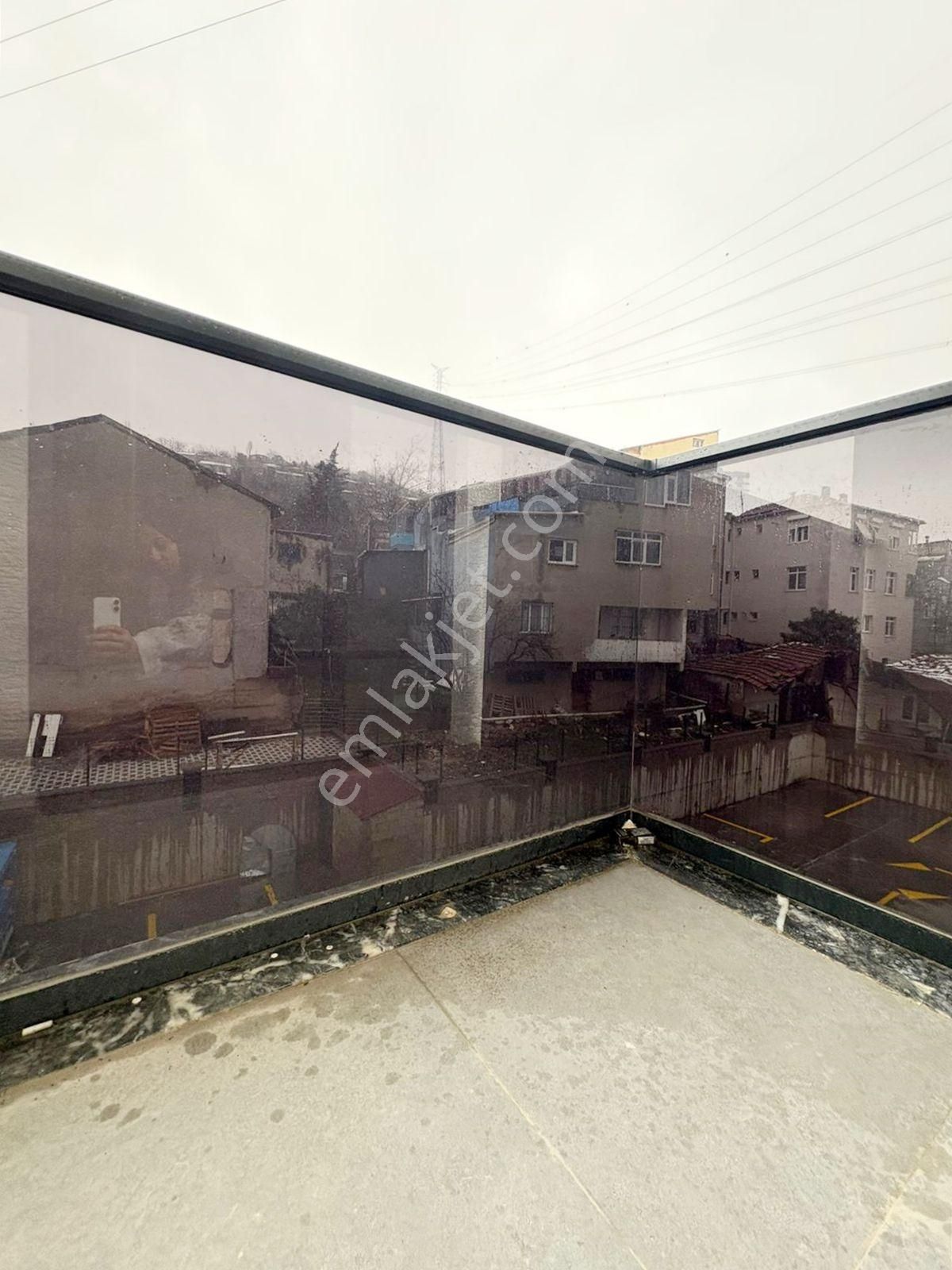 Mertcan'dan Ara Kat Balkonlu 2+1 Sıfır Daire - Görsel 5