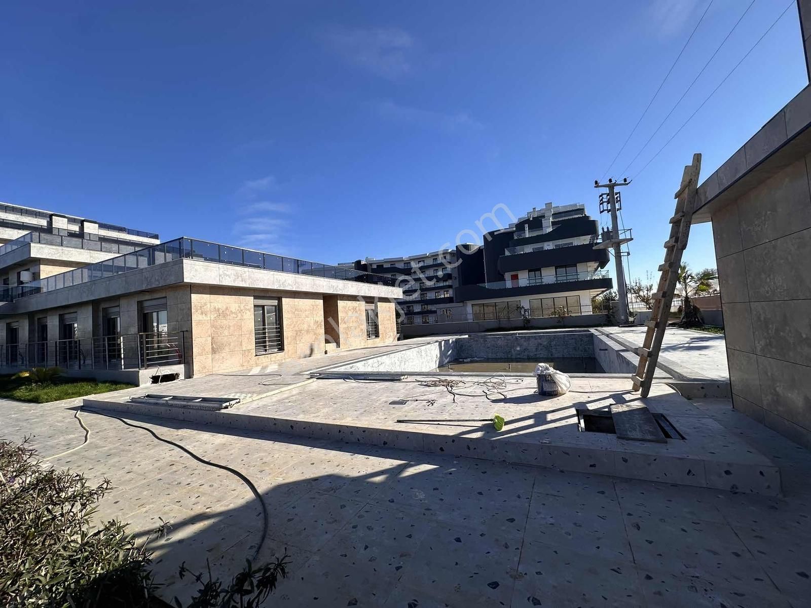 Altıntaş'ta Lara'ya Sınır Muhteşem Konumda Satılık 1+1 - Görsel 32