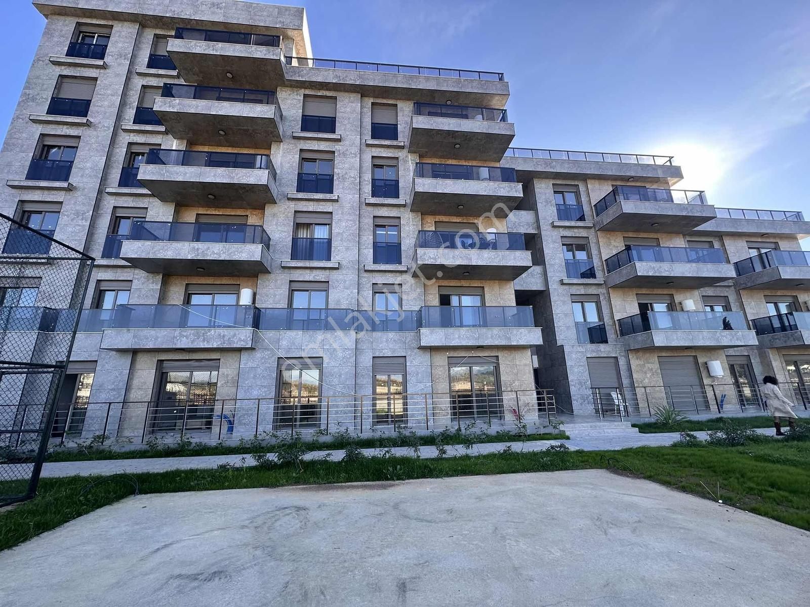 Altıntaş'ta Lara'ya Sınır Muhteşem Konumda Satılık 1+1 - Görsel 25