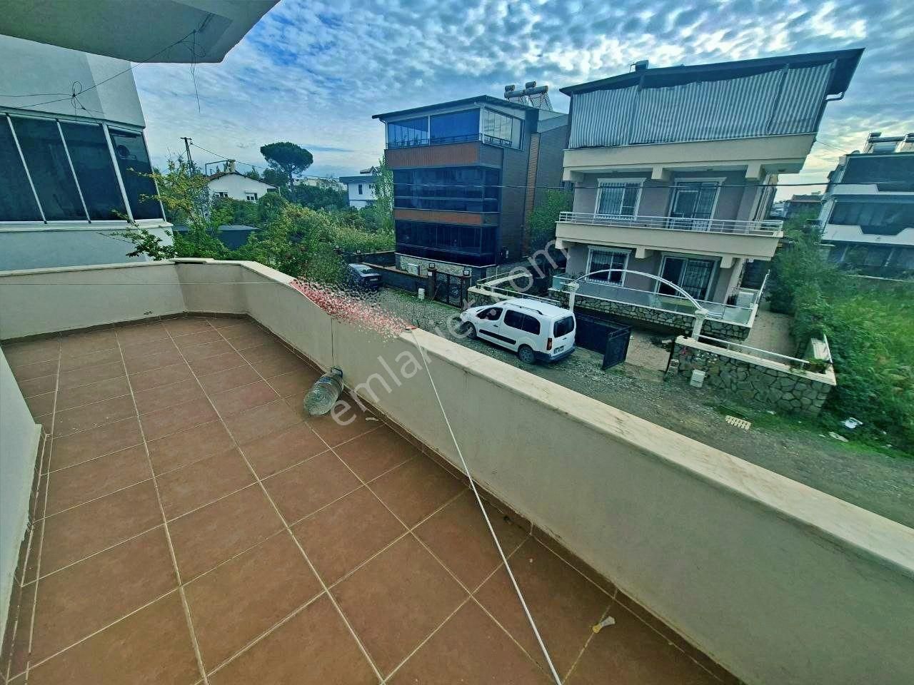 Uytundan Akçay Güre Arası Cemil Temilde Daire Fiyatına 3+1 Villa - Görsel 25