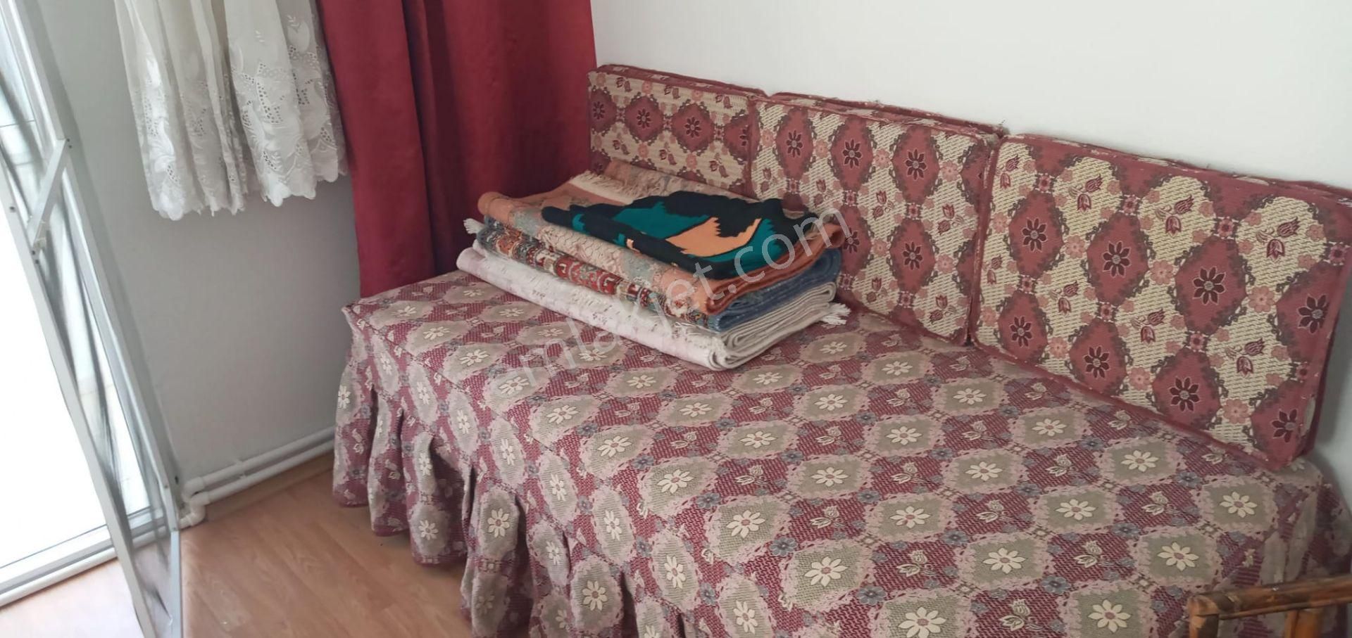 Edremit Altınkum Merkezde Buse Emlaktan Eşyalı 3+1 Kiralık Daire - Görsel 13