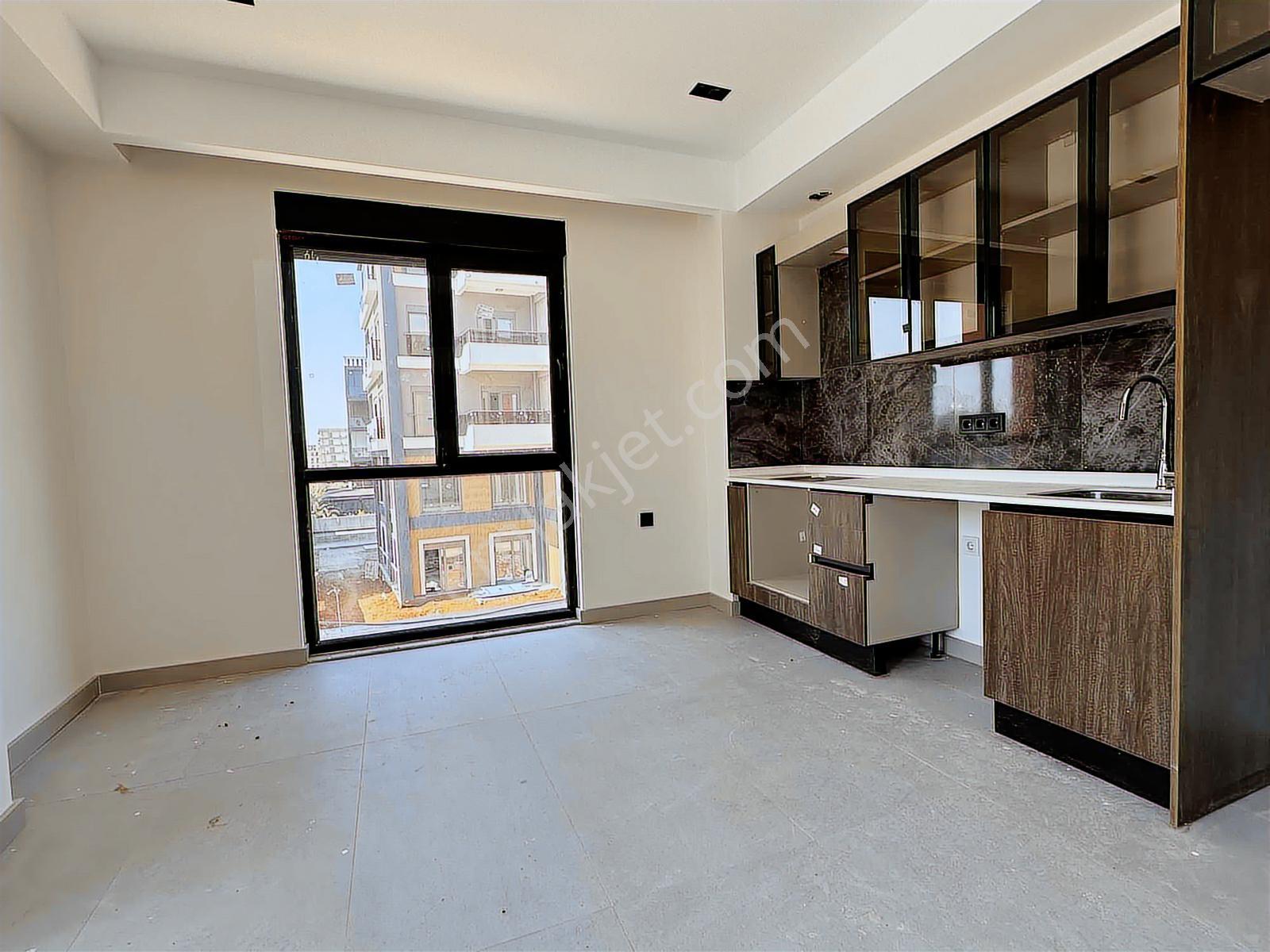 Altıntaş Cadde Üstünde Saraç İnşaatta Satılık 2+1 Daire
