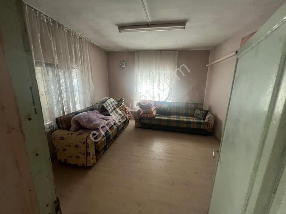 Nazilli Çapahasan Mahallesinde Satılık Bahçeli Müstakil Ev - Görsel 2