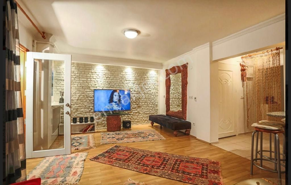 Sarıyer Büyükdere 2+1 Boğaz Manzaralı Bahçe Katı Satılık Fırsat Daire - Görsel 9