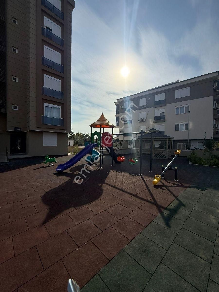 Göksu'da Havuzlu Sitede Kiralık 2+1 - Görsel 8